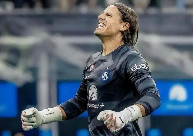 意甲强队集体发力