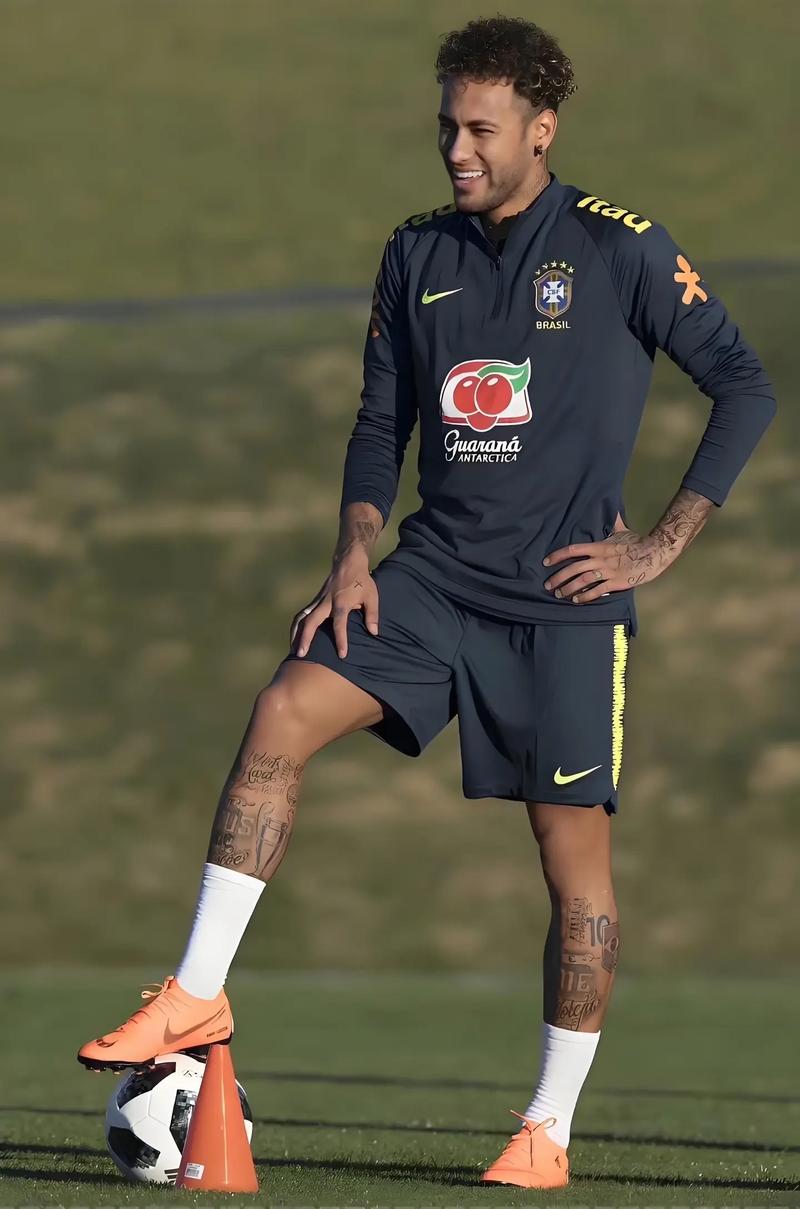 意甲-迪巴拉破门佩莱格里尼中柱 罗马1-0小胜萨索洛